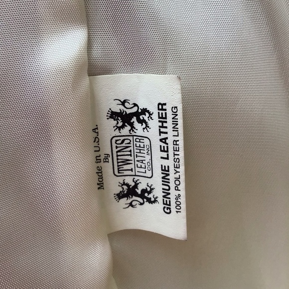 Vintage Twins Pink Belted Leather Jacket - Picture 9 of 9